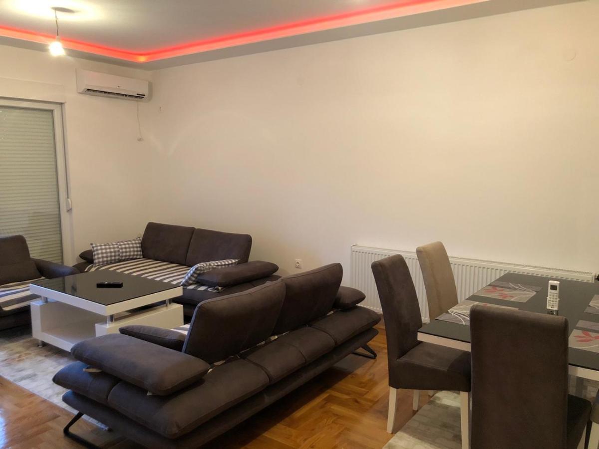 Apartman Mila Τρέμπινιε Εξωτερικό φωτογραφία