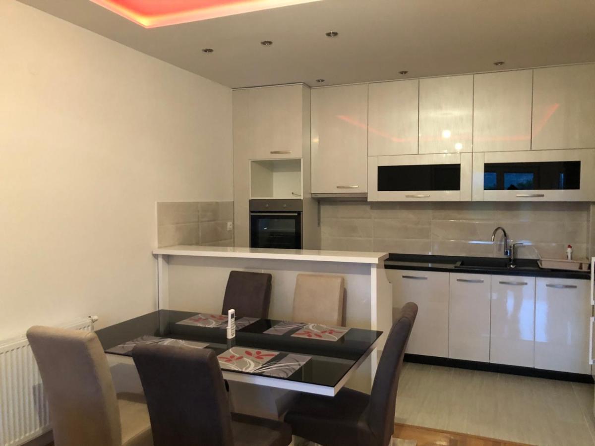 Apartman Mila Τρέμπινιε Εξωτερικό φωτογραφία